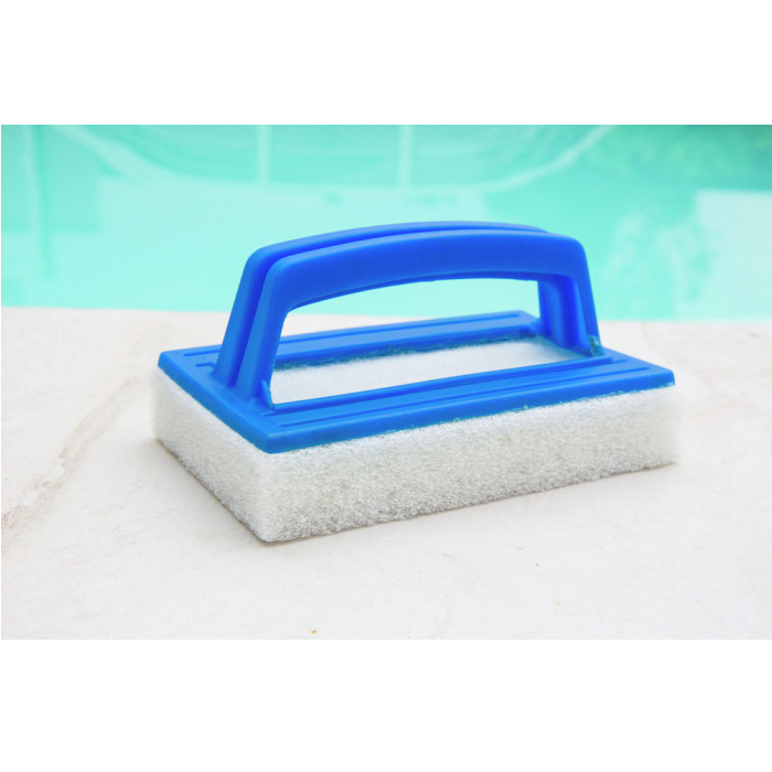 Massiver Handgriff des Steinbach Handschrubber Deluxe für einfache Poolreinigung