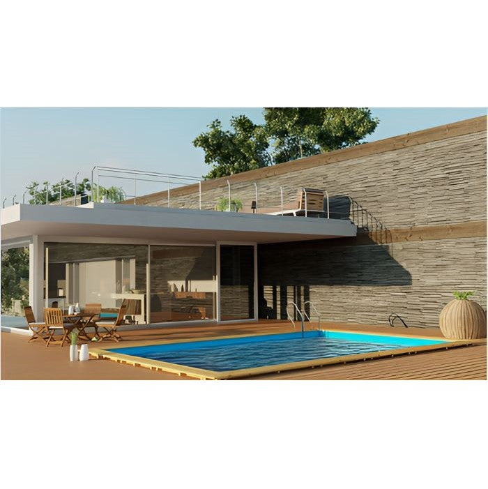 eingelassener Echtholzpool in Terrasse